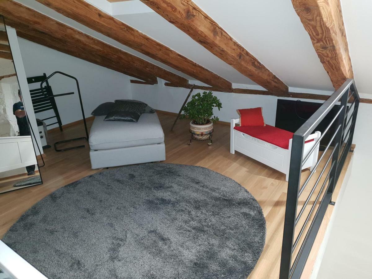 Apartemen 45 m² dengan 1 kamar tidur dan 1 kamar mandi pribadi di Izola Bagian luar foto