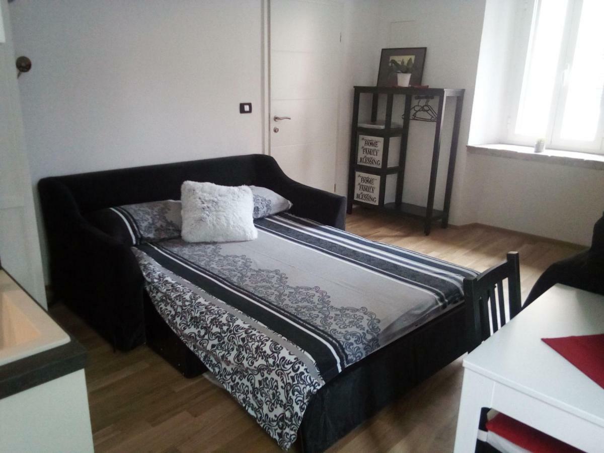 Apartemen 45 m² dengan 1 kamar tidur dan 1 kamar mandi pribadi di Izola Bagian luar foto